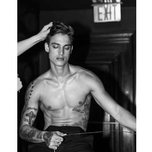 Meet your Posher, Jou